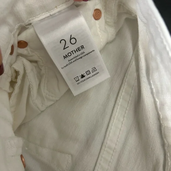 ‼️BF SALE ‼️MOTHER Superior Tomcat Ankle distressed in color Quite Innocent - Picture 2 of 10